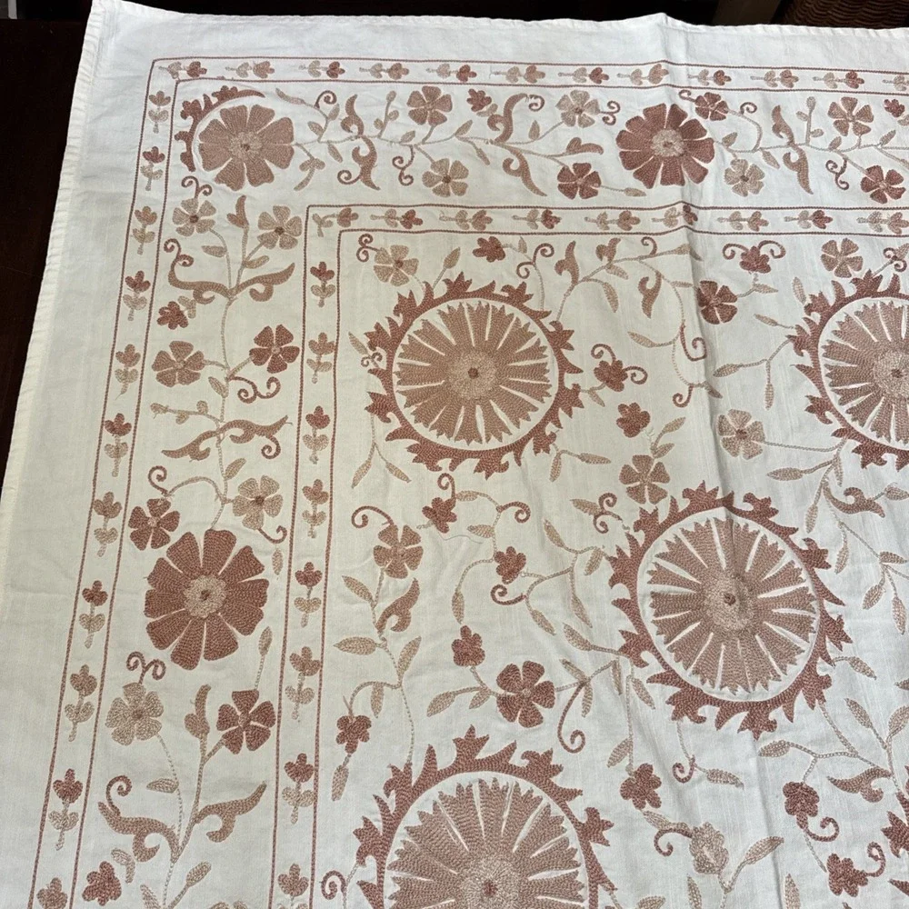 Pottery Barn Table Throw Embroidered 50 x 50 Arella Topper Scarf Cover Floral